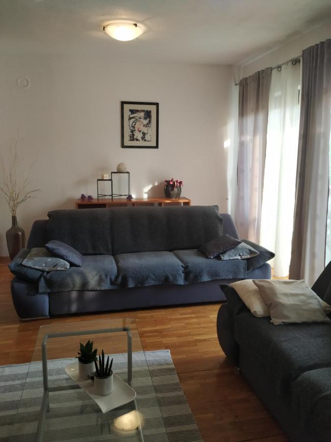 Apartmani Deleut Novi Vinodolski Kültér fotó